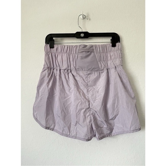 Free People Movement NWOT High-Waisted Lilac Women’s Shorts Size Medium - Picture 3 of 7